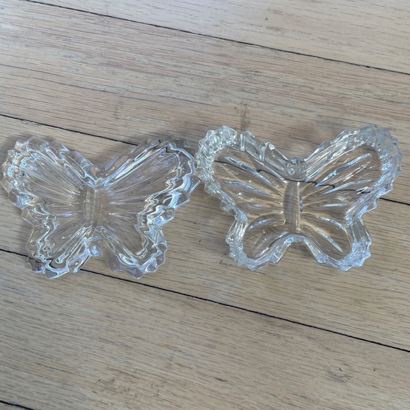 Glass Butterfly Jewelry Box - Picture 3 of 7